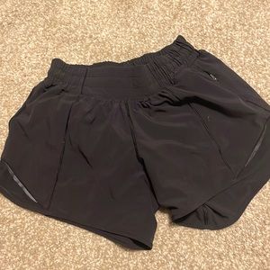 black hotty hot lululemon shorts size 2 ( 4 inch)